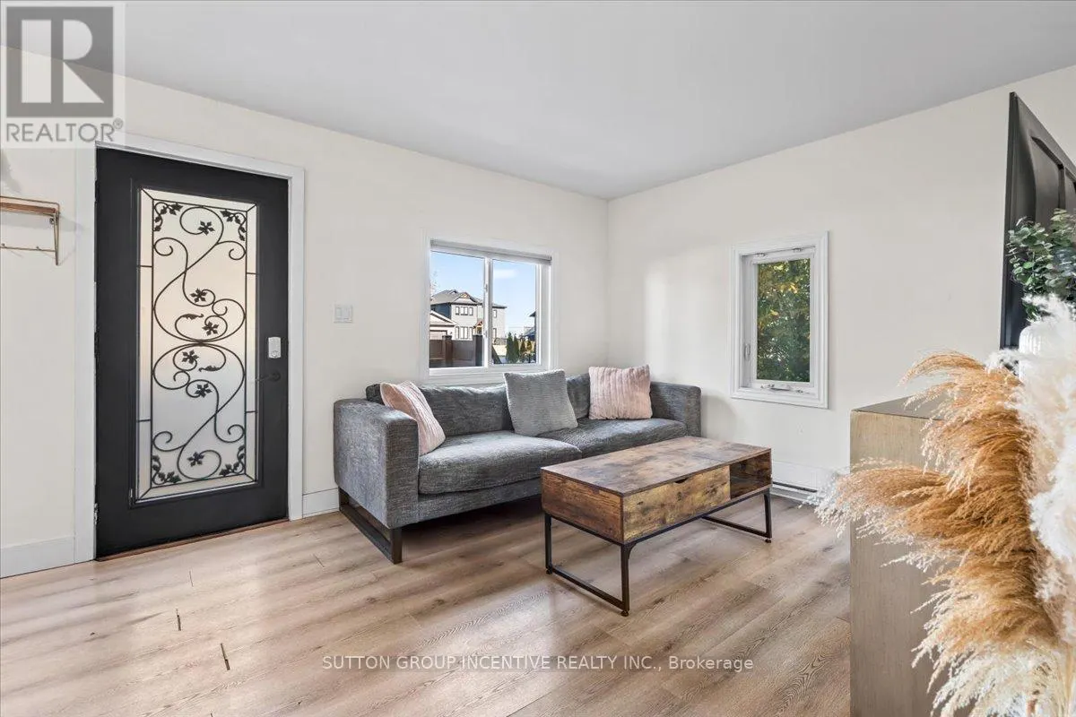 1226 MAPLE ROAD