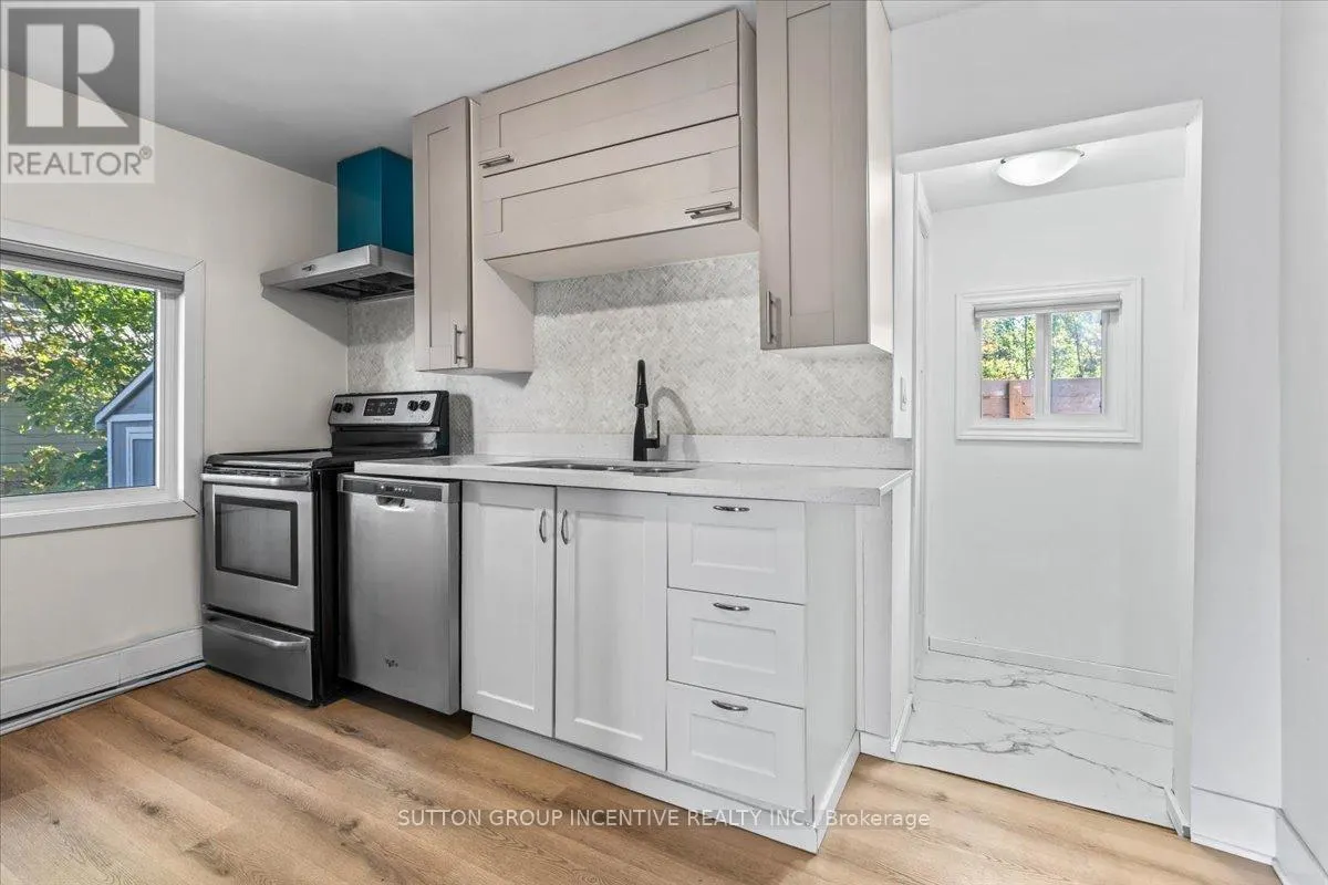 1226 MAPLE ROAD