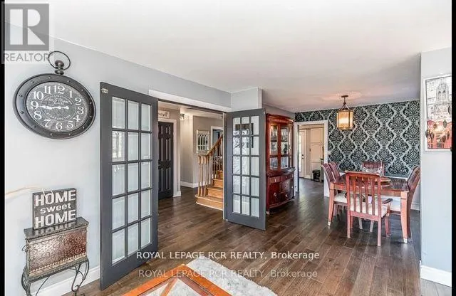 22 COBURN CRESCENT