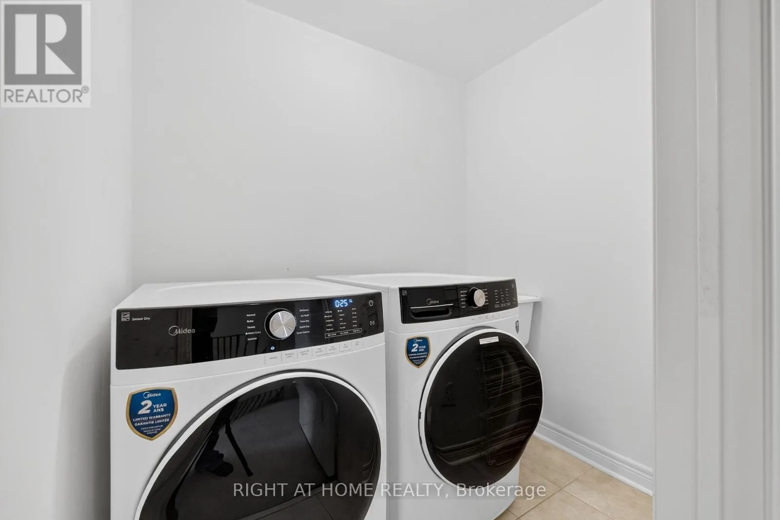 152 WESTWAY CRESCENT