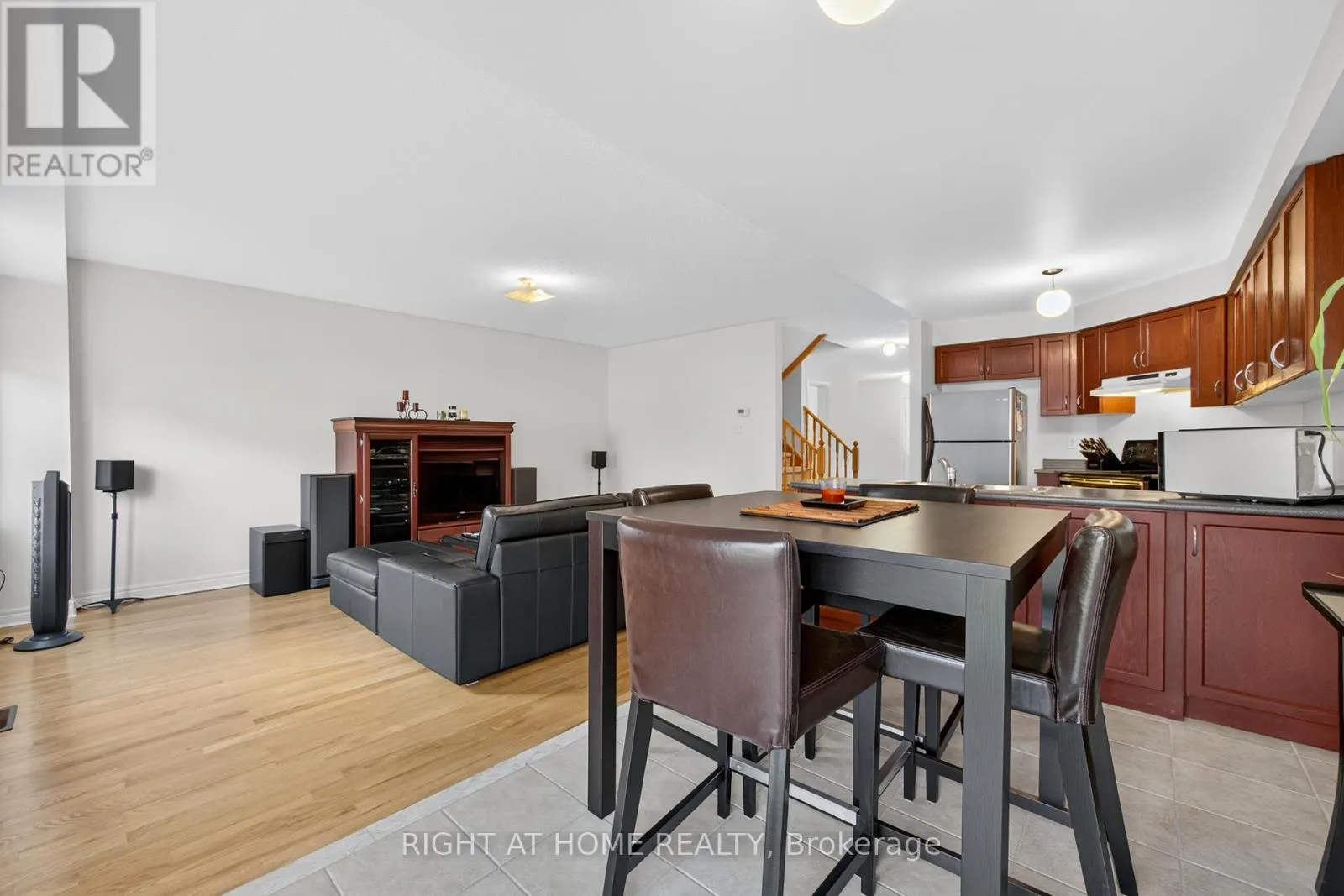 152 WESTWAY CRESCENT