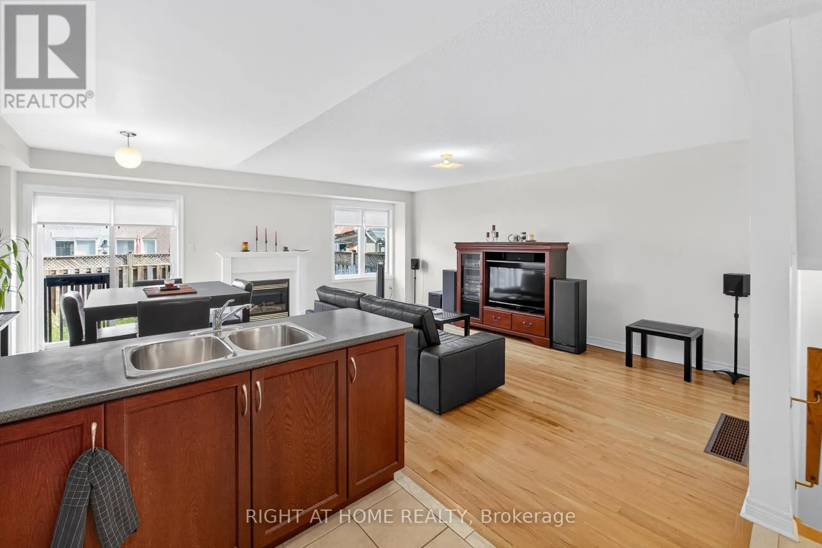 152 WESTWAY CRESCENT