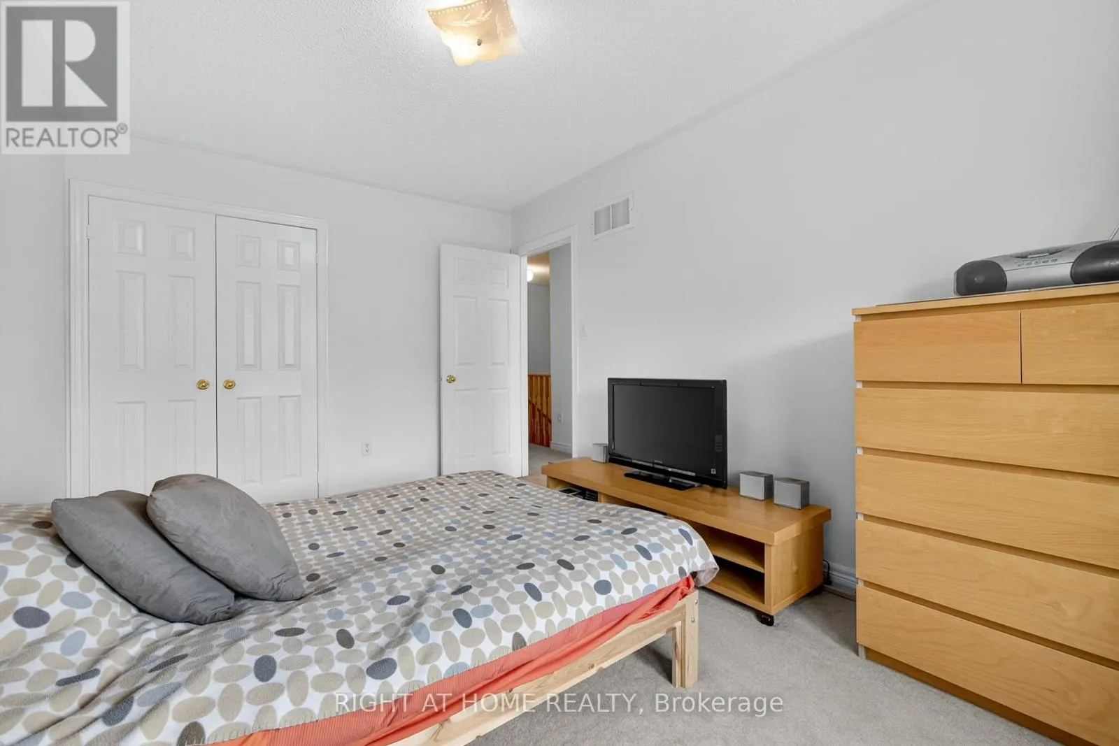 152 WESTWAY CRESCENT