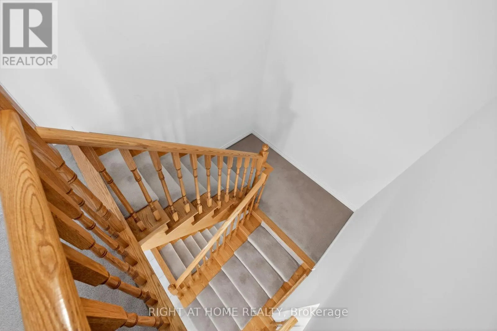 152 WESTWAY CRESCENT