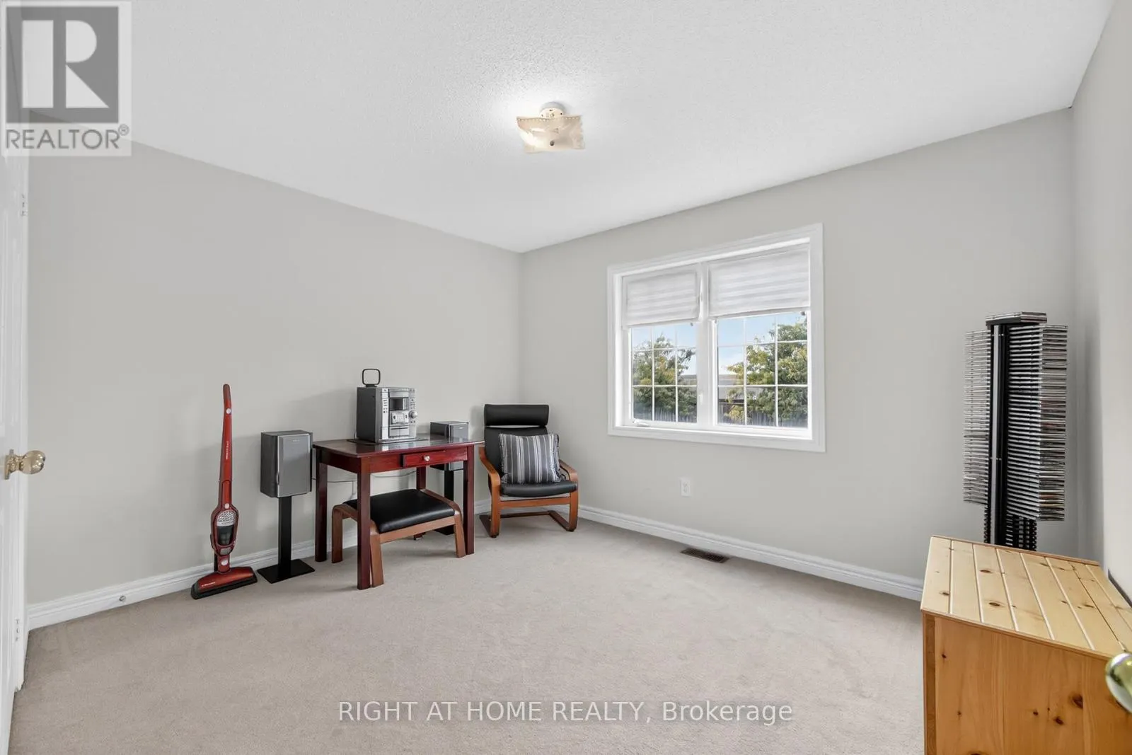 152 WESTWAY CRESCENT