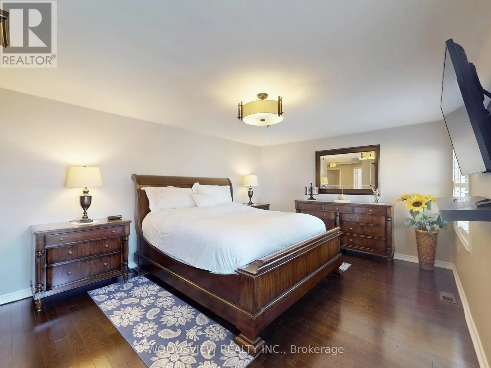 26 MANLEY AVENUE