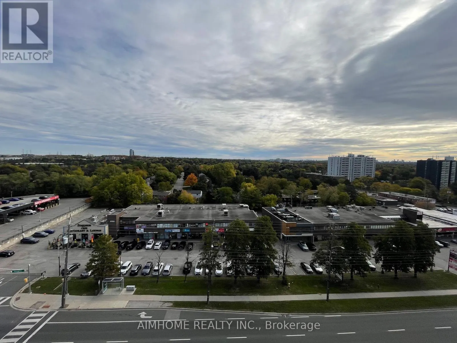 914 - 8188 YONGE STREET