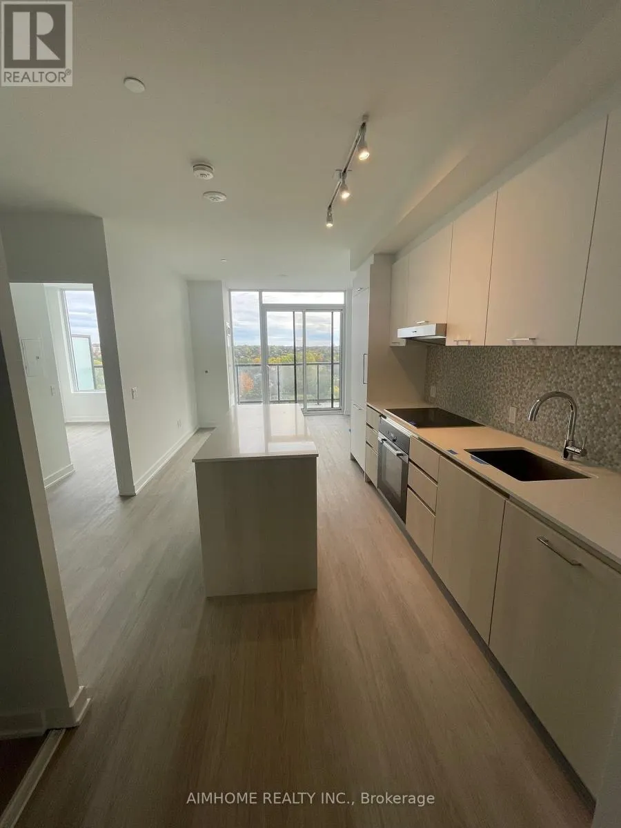 914 - 8188 YONGE STREET
