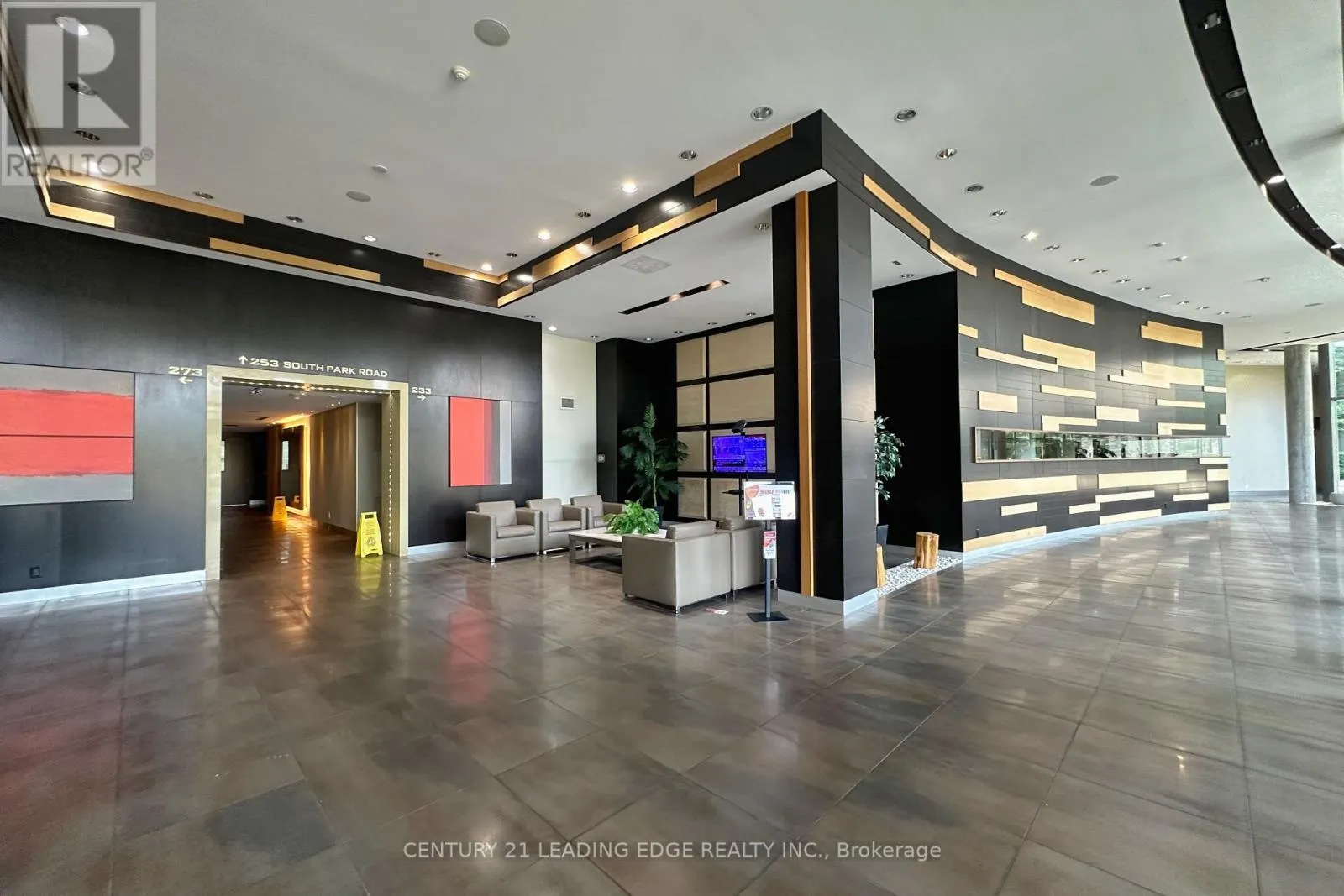 1011 - 233 SOUTH PARK ROAD