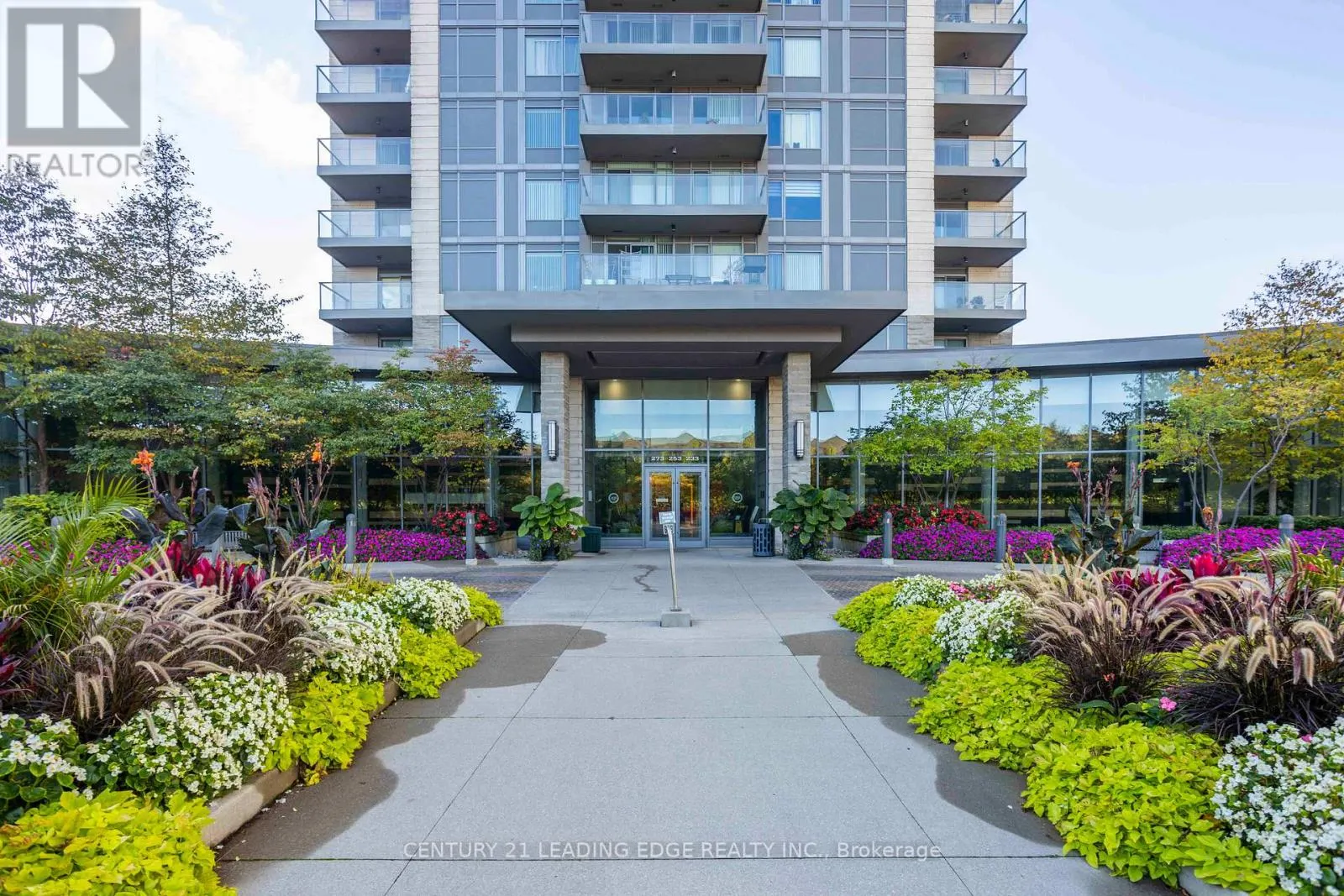 1011 - 233 SOUTH PARK ROAD