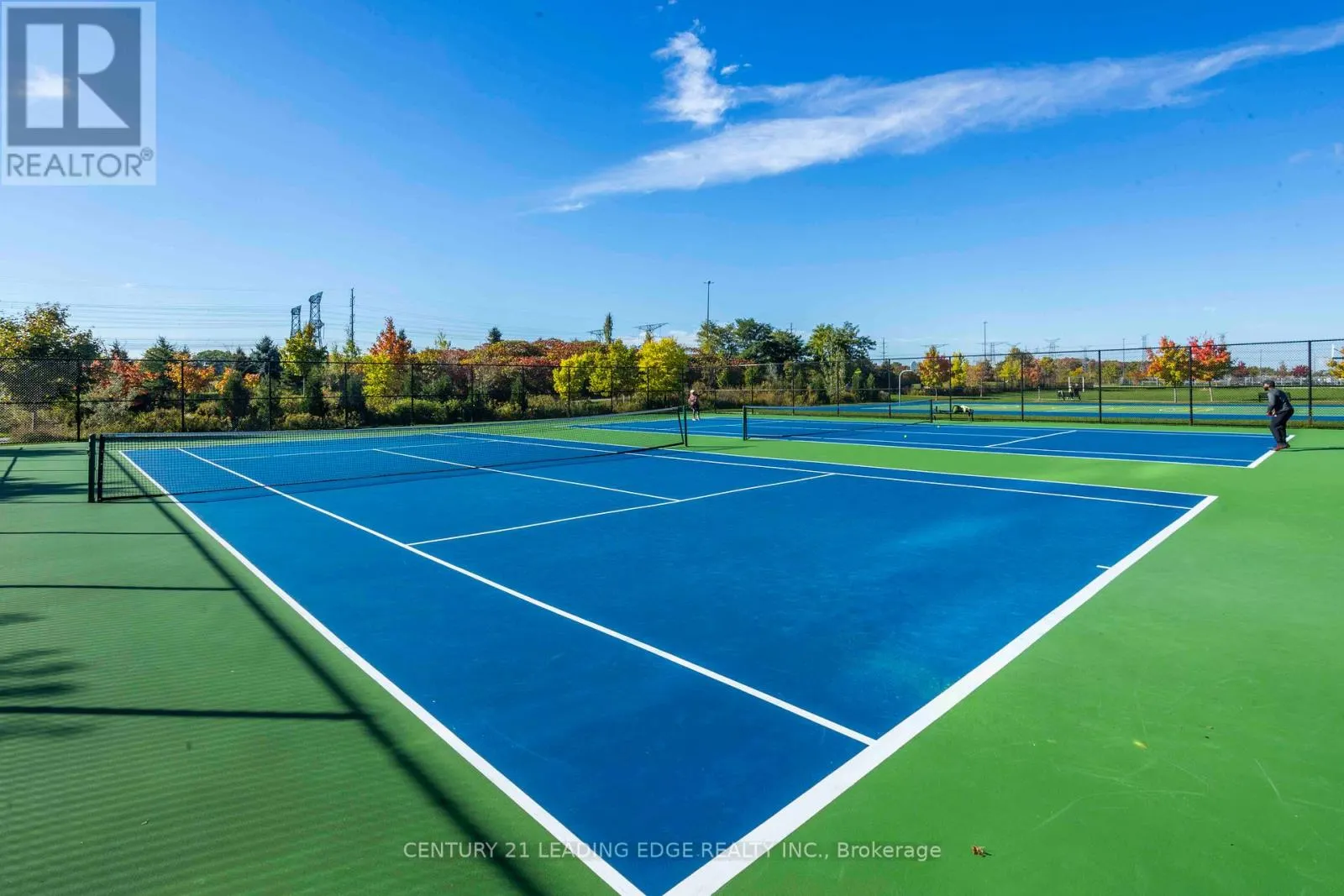 1011 - 233 SOUTH PARK ROAD