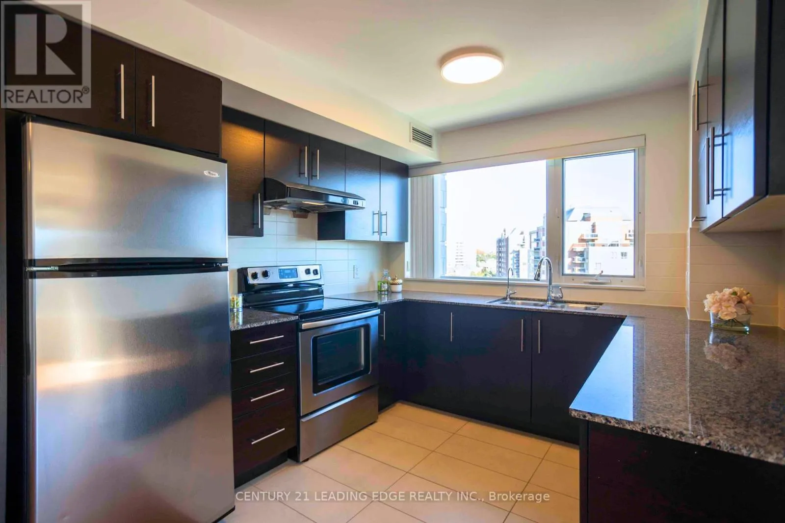 1011 - 233 SOUTH PARK ROAD