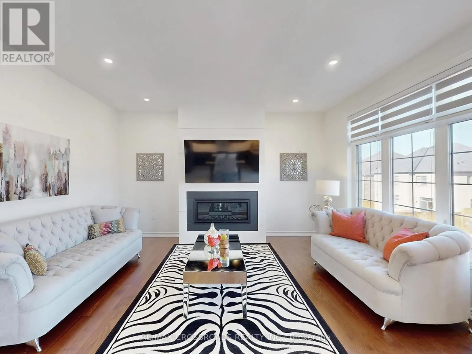 62 KENTLEDGE AVENUE