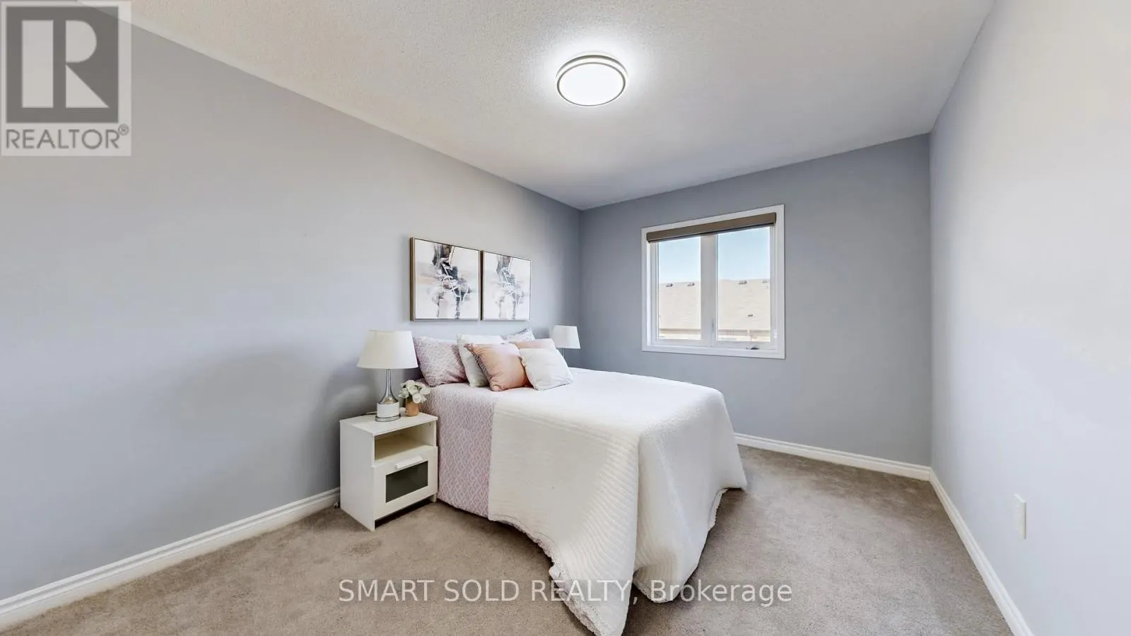 8 CASELY AVENUE