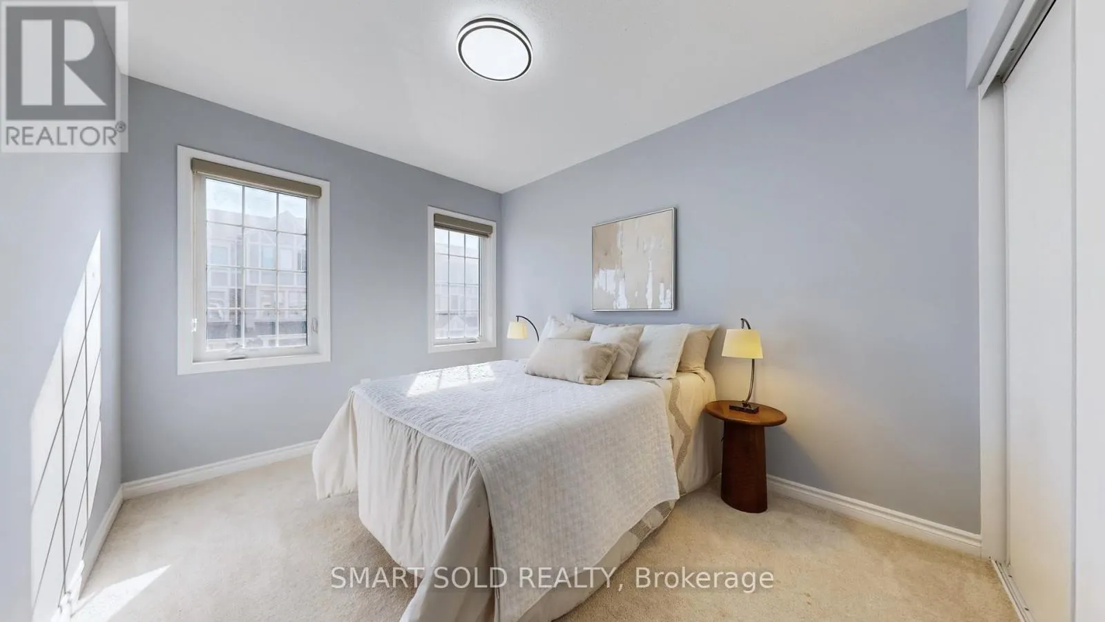8 CASELY AVENUE