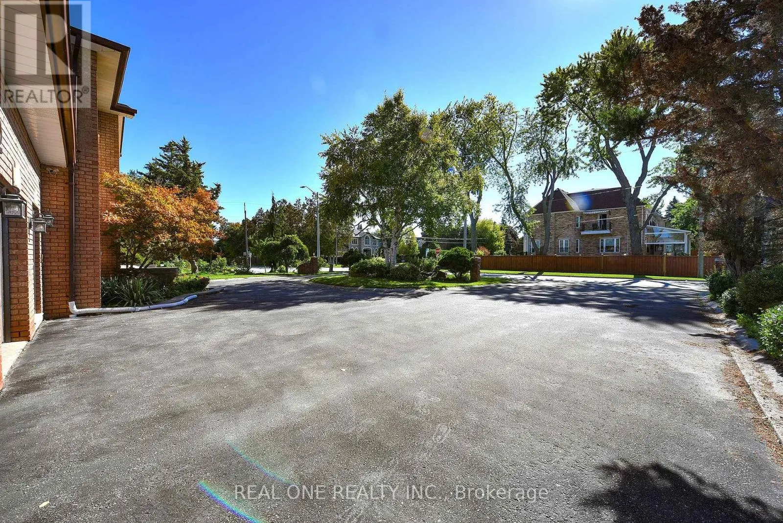 62 LEE AVENUE
