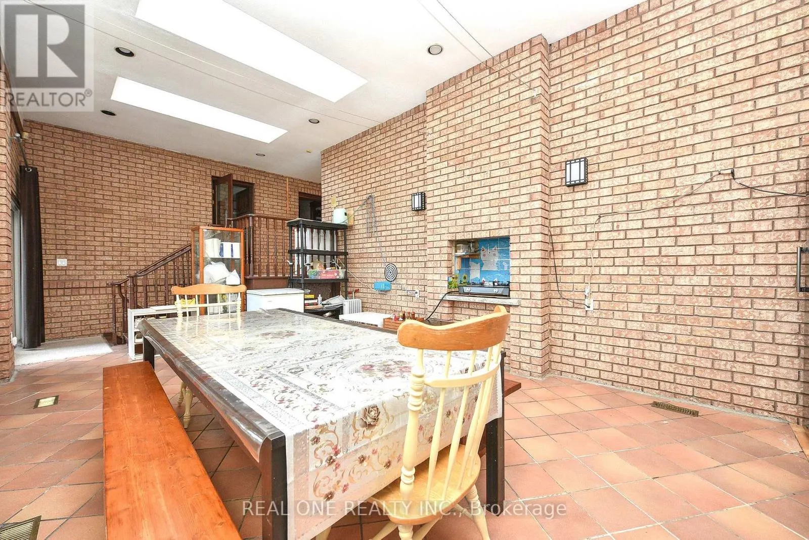 62 LEE AVENUE