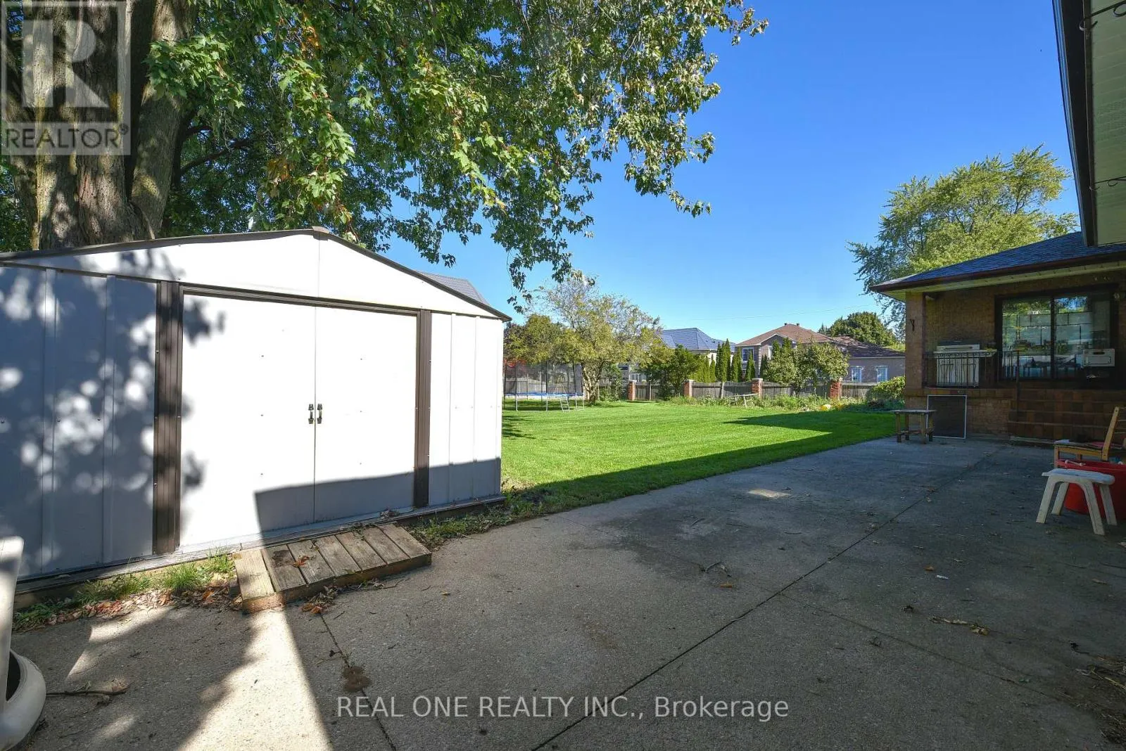 62 LEE AVENUE