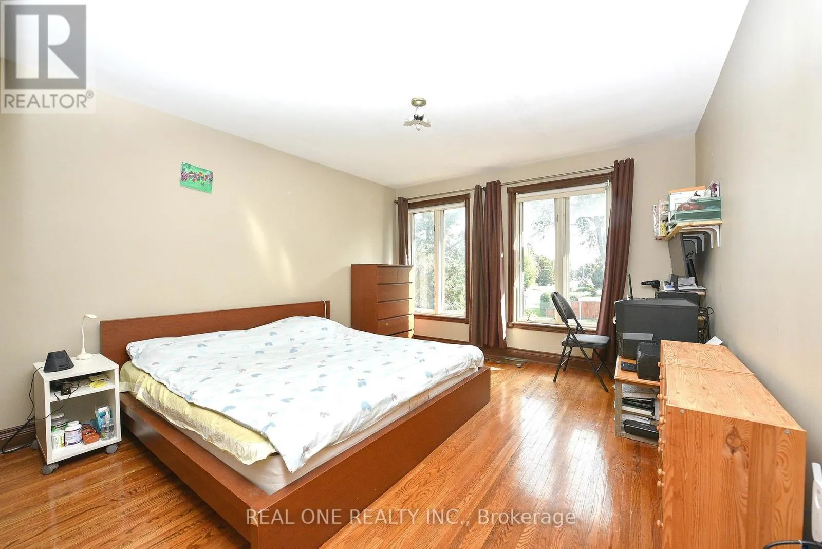 62 LEE AVENUE