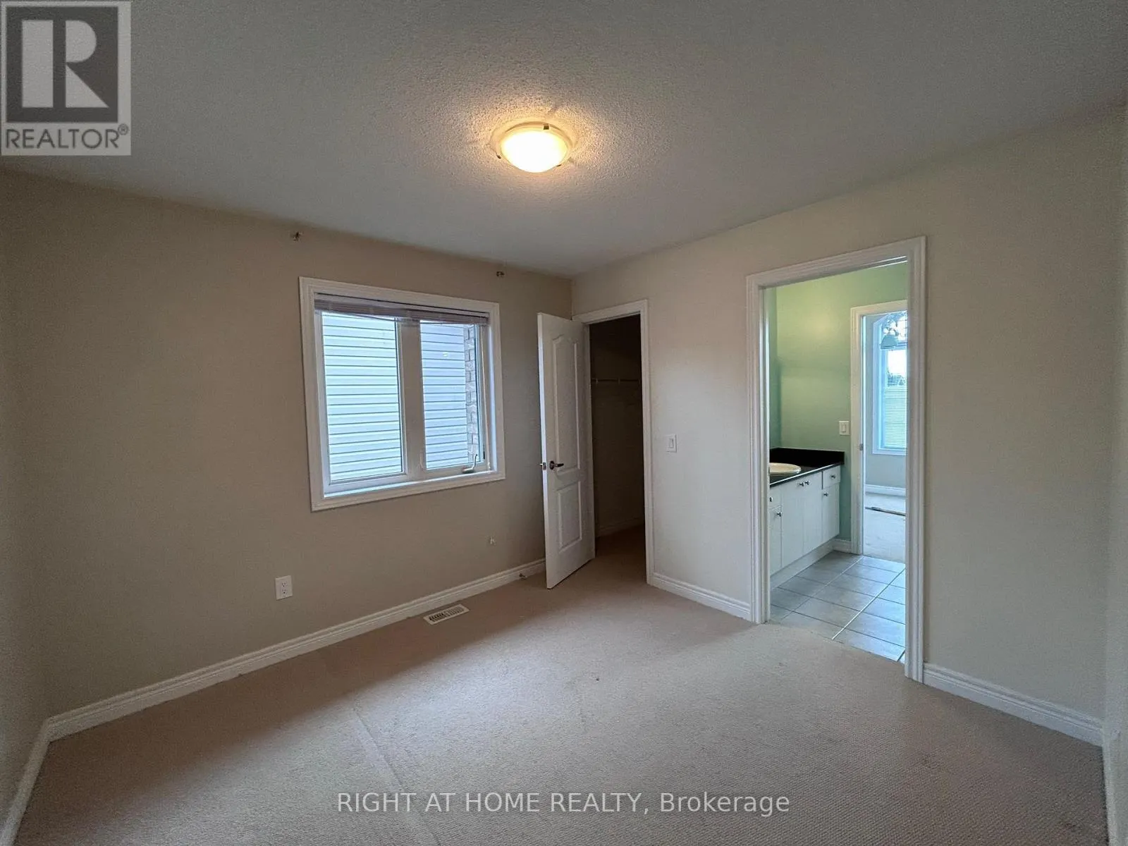 438 KWAPIS BOULEVARD