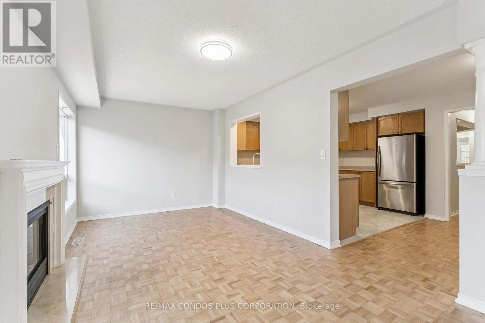 289 DEEPSPRINGS CRESCENT