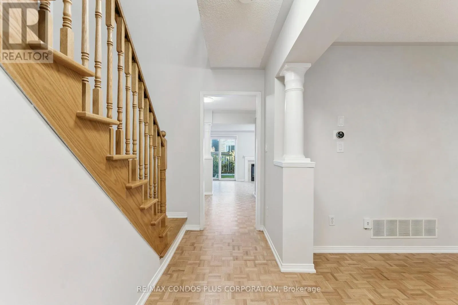 289 DEEPSPRINGS CRESCENT