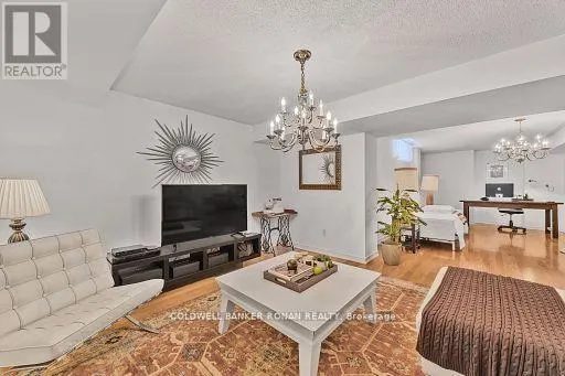 71 CAUTHERS CRESCENT