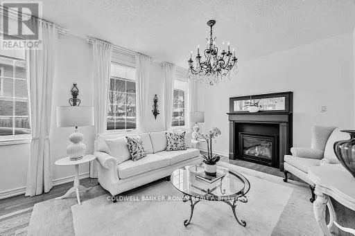 71 CAUTHERS CRESCENT