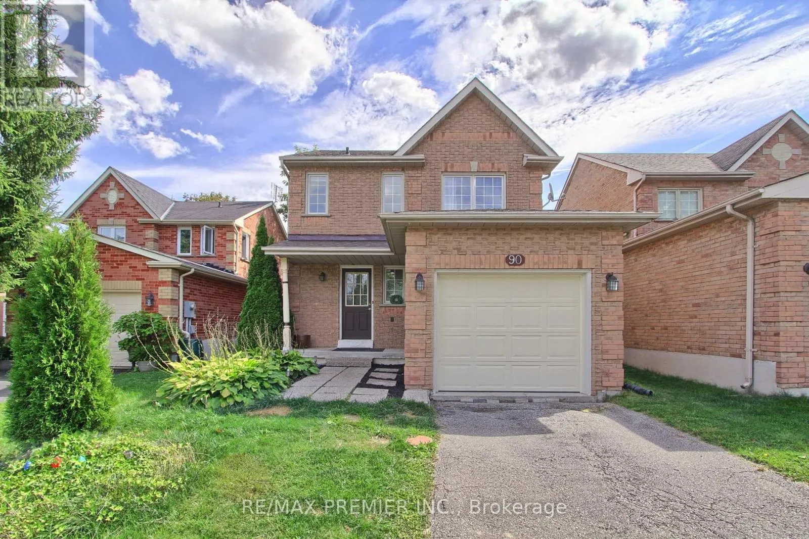 90 COVENT CRESCENT