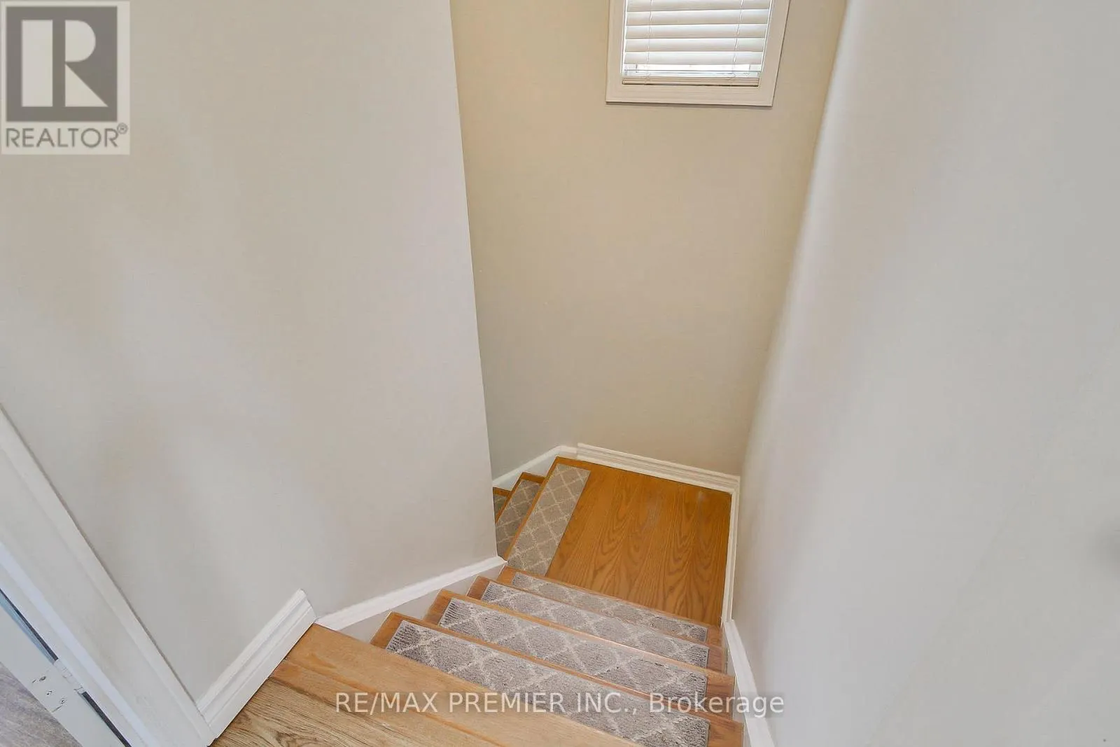 90 COVENT CRESCENT