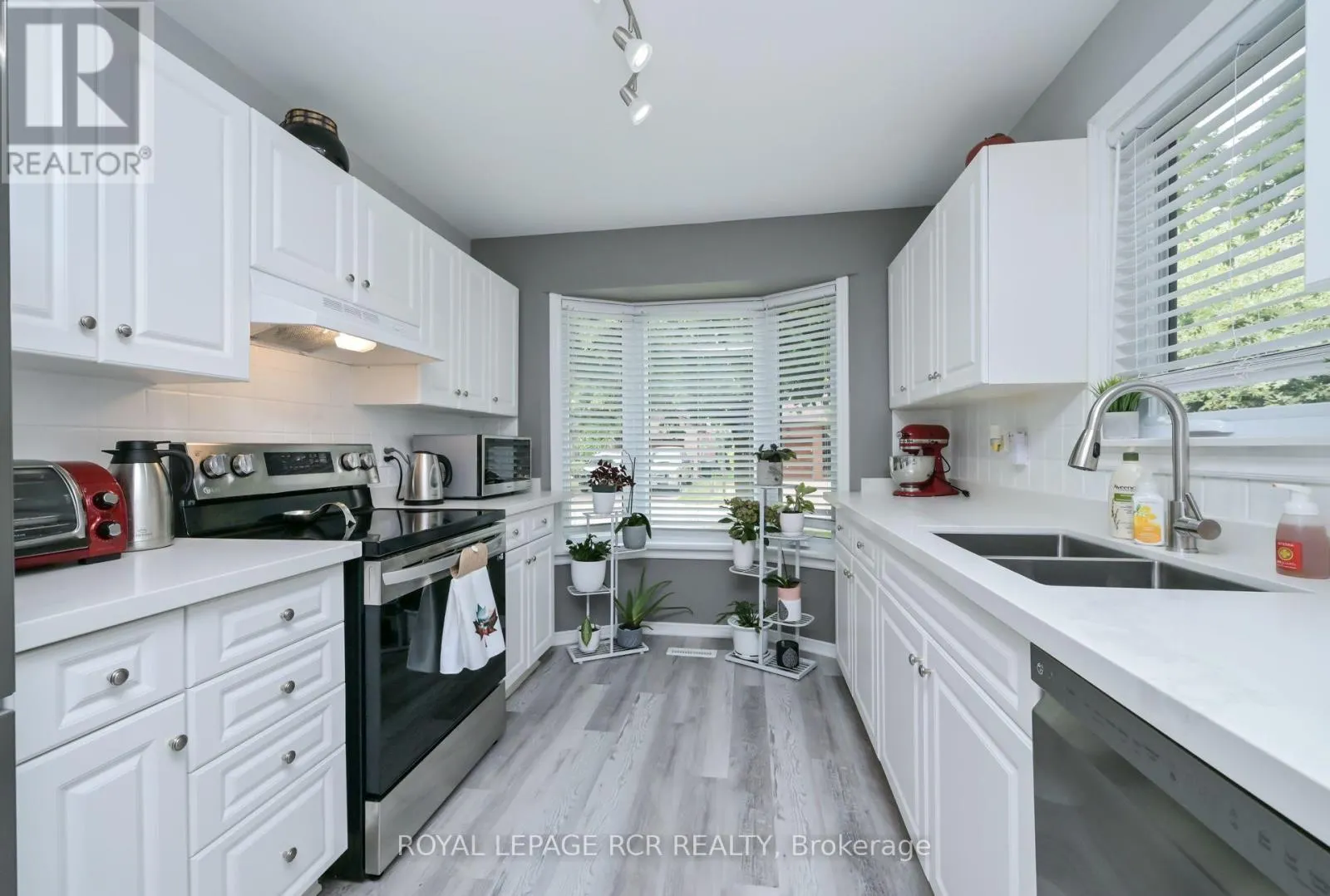 114 GREEN BRIAR ROAD