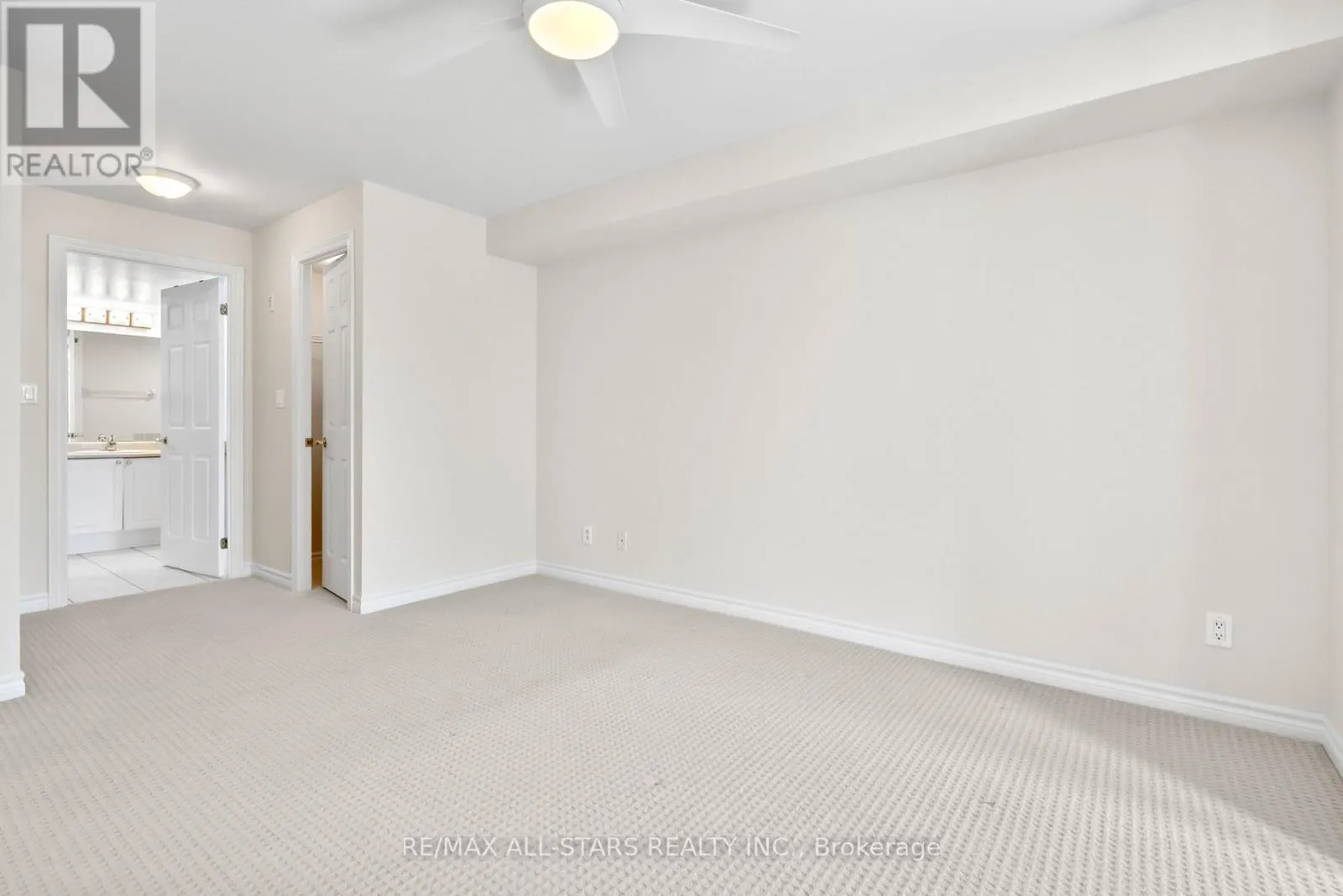 210 - 22 JAMES HILL COURT