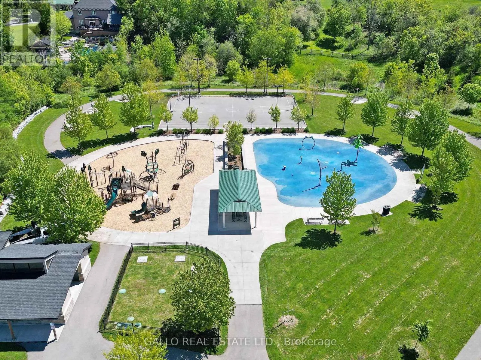37 WINDSOR DRIVE