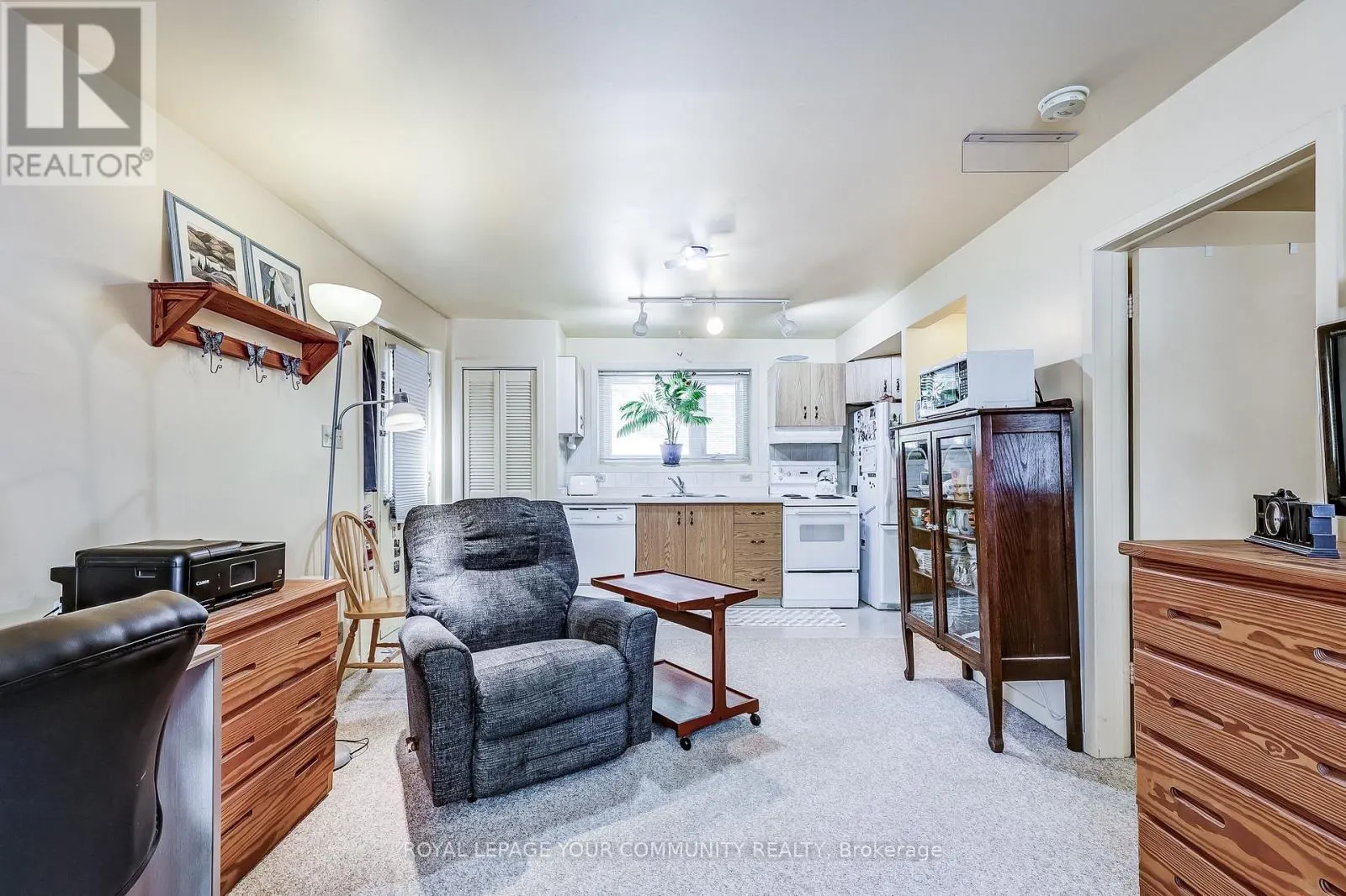 2 ROUGECREST DRIVE