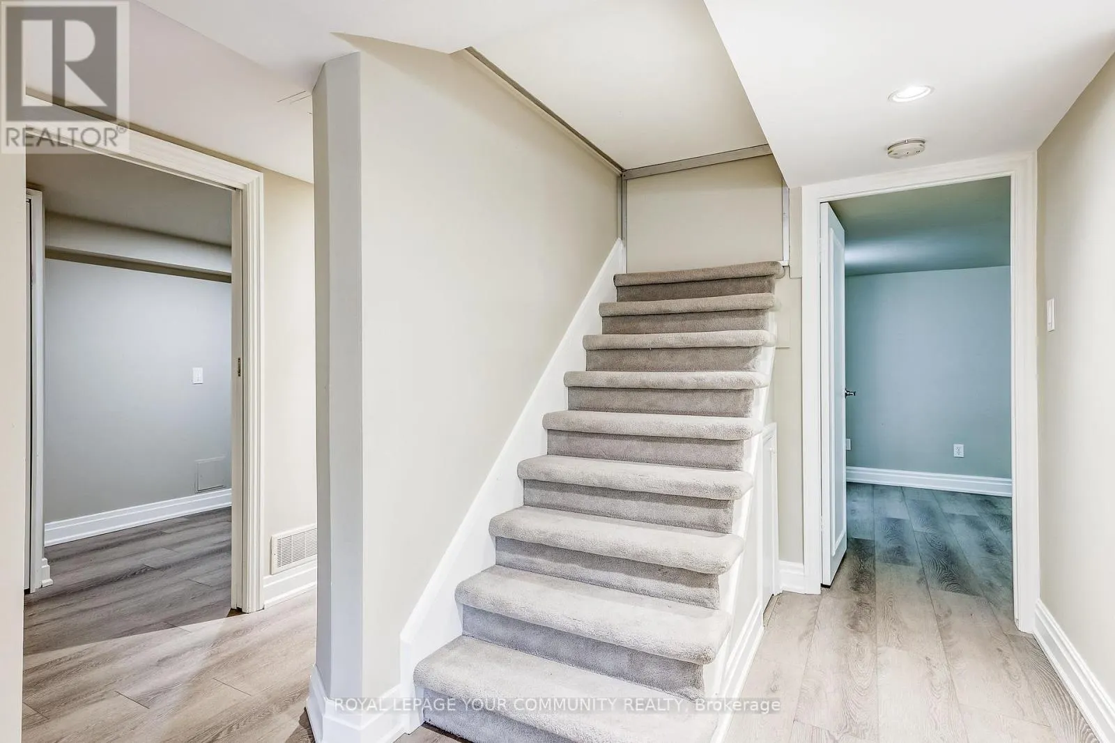 2 ROUGECREST DRIVE