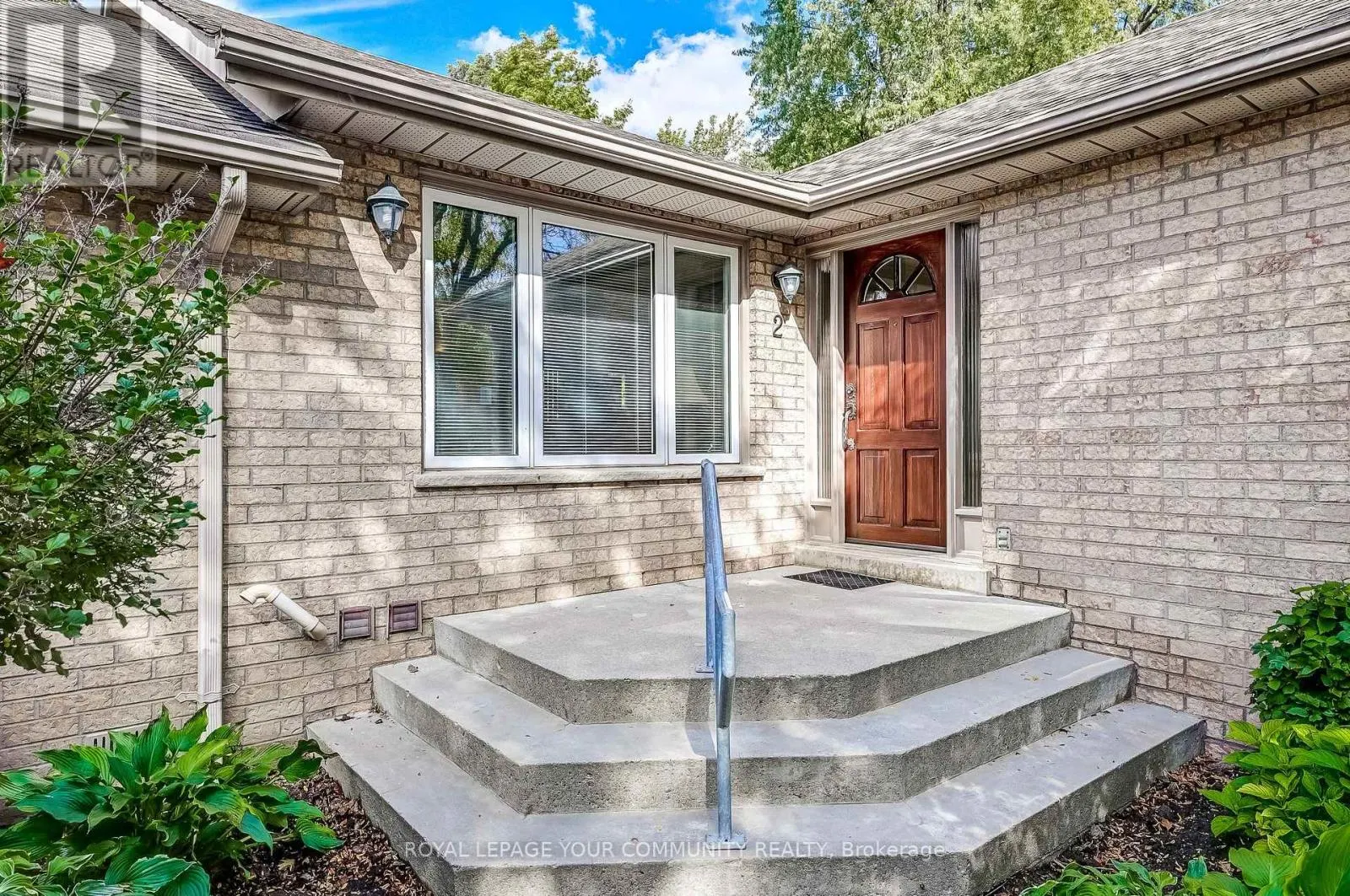2 ROUGECREST DRIVE