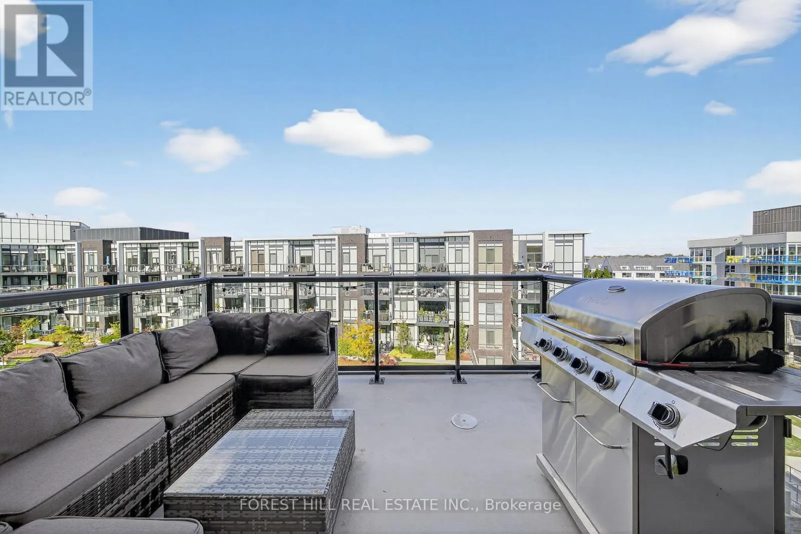 435 - 415 SEA RAY AVENUE