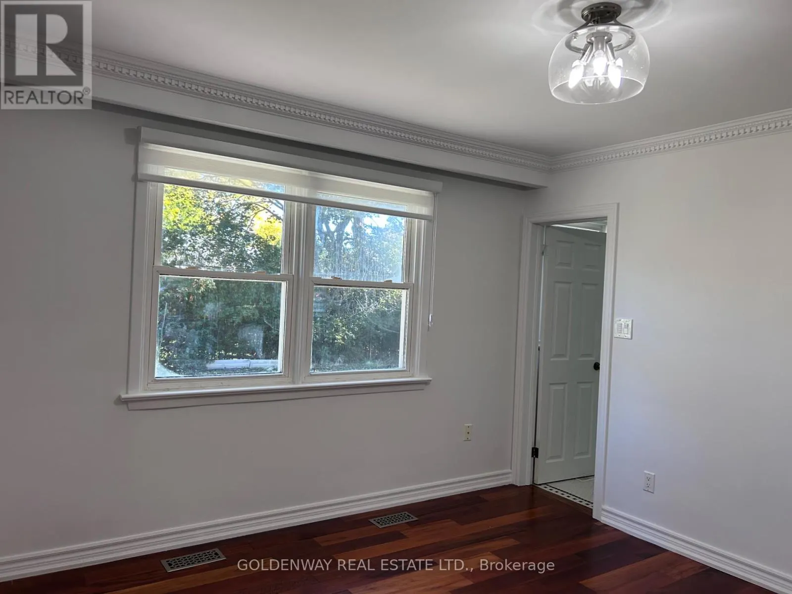 271 IREDALE ROAD