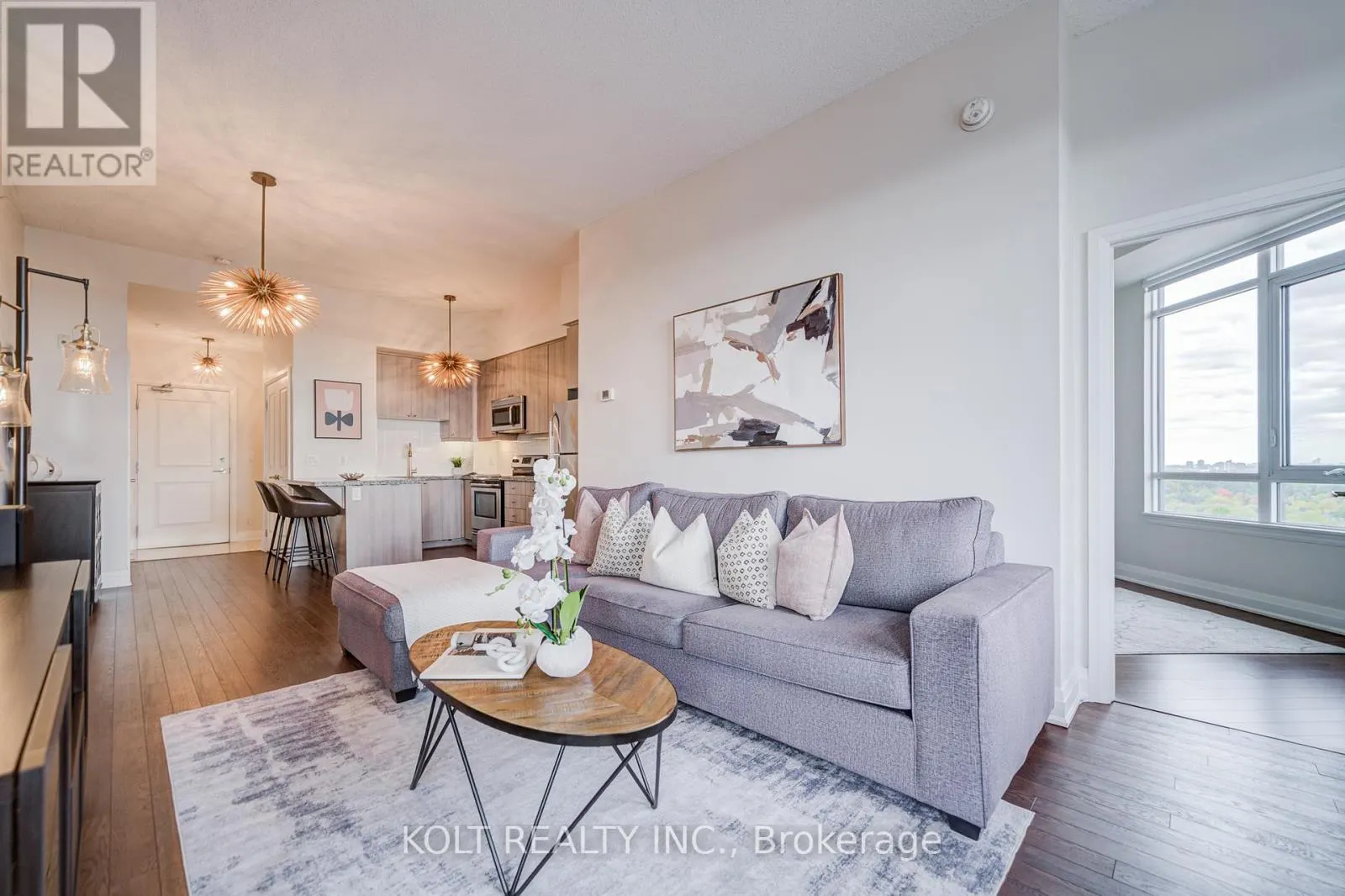 PH1013 - 24 WOODSTREAM BOULEVARD