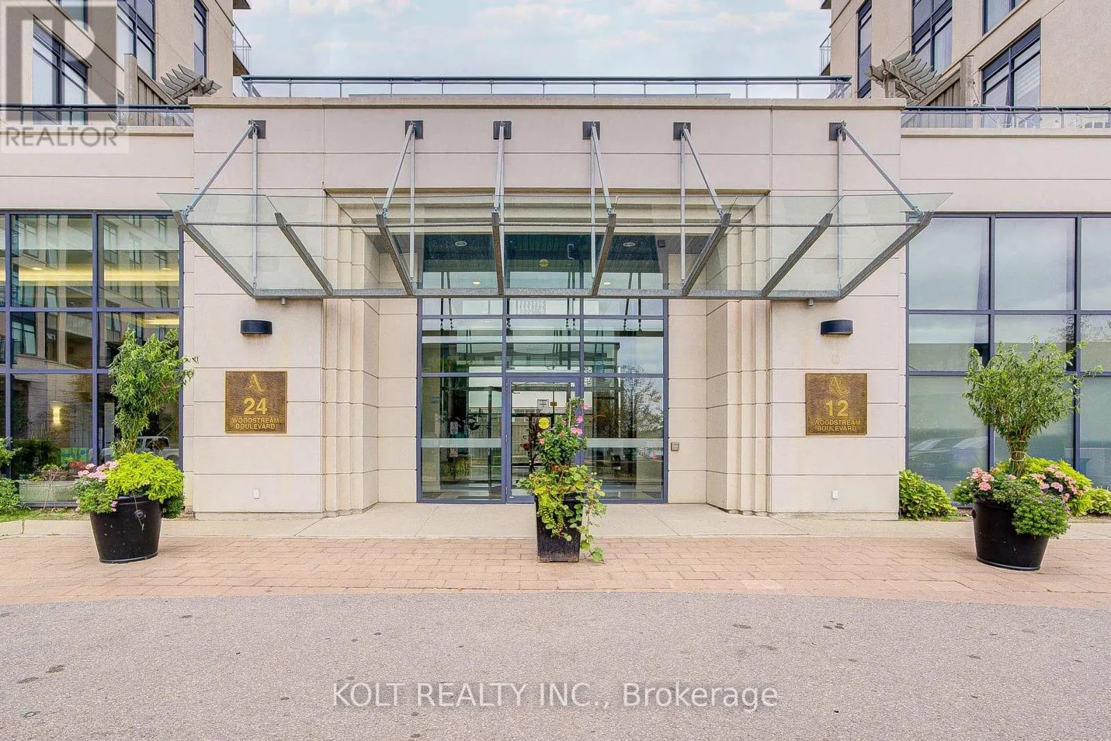 PH1013 - 24 WOODSTREAM BOULEVARD