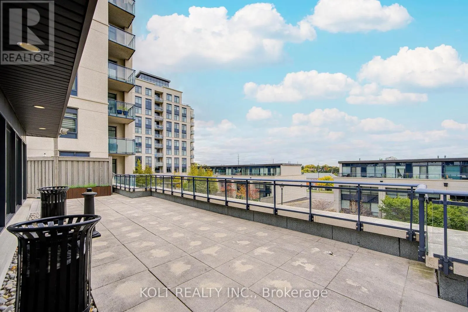 PH1013 - 24 WOODSTREAM BOULEVARD