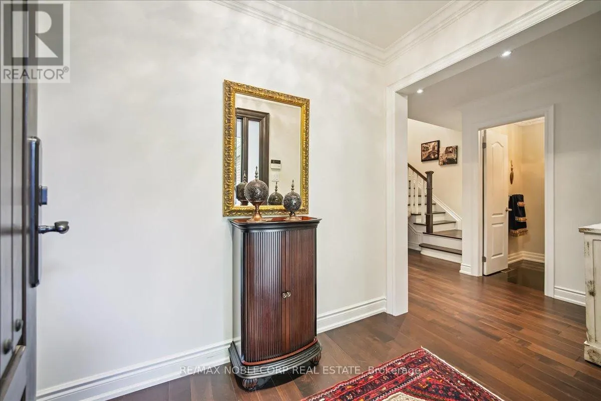 31 MOUNTFIELD CRESCENT