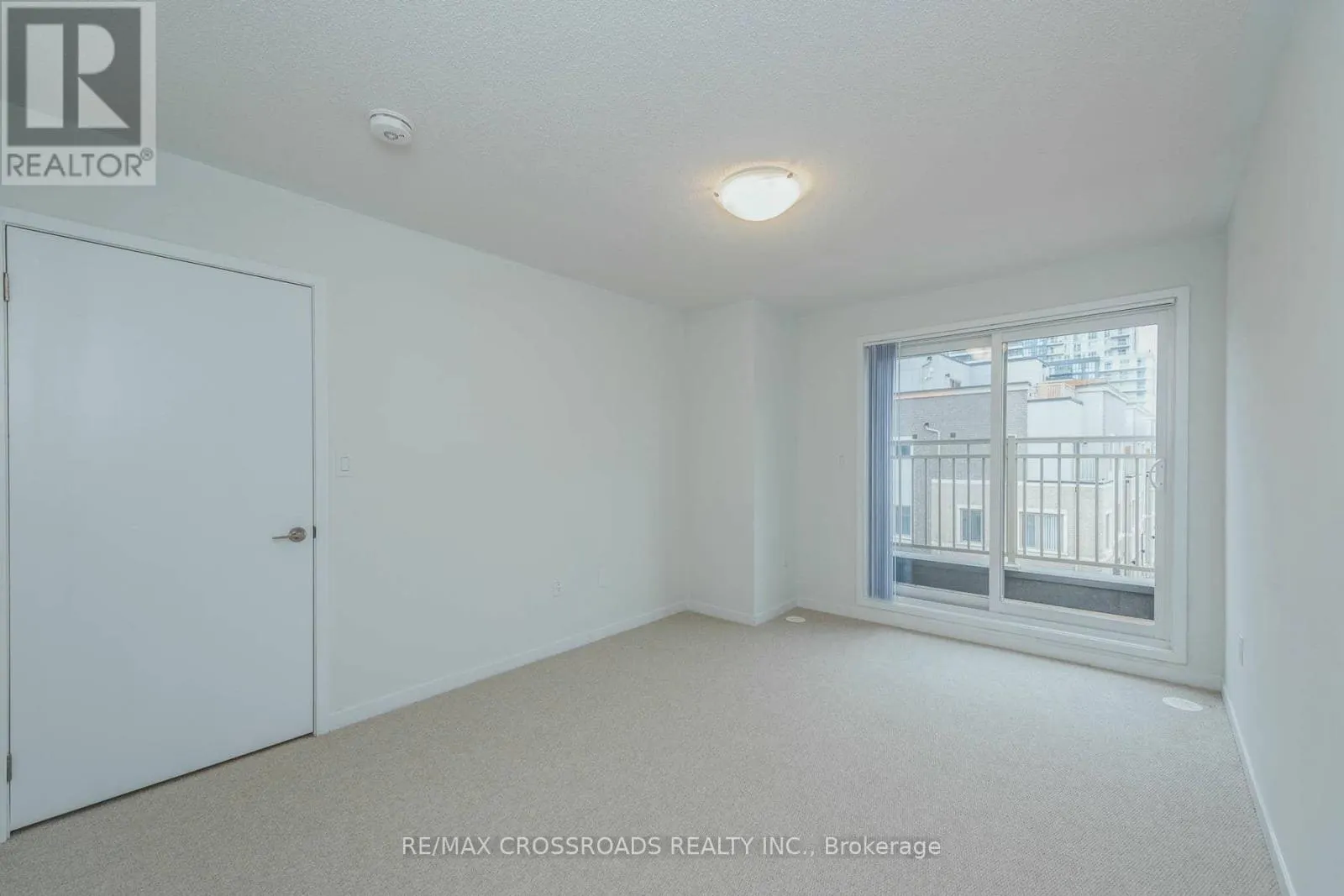 292 - 140 HONEYCRISP CRESCENT