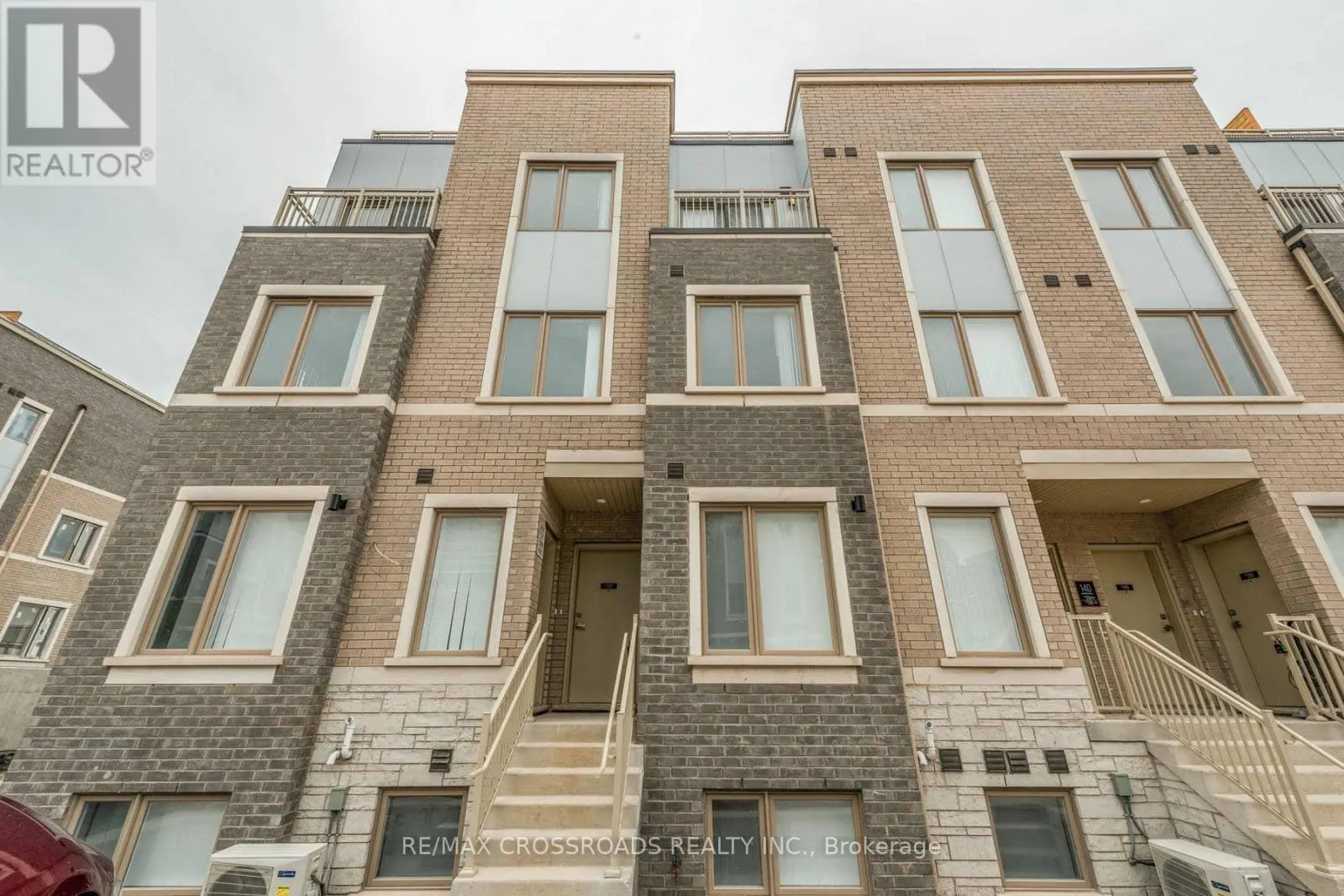 292 - 140 HONEYCRISP CRESCENT