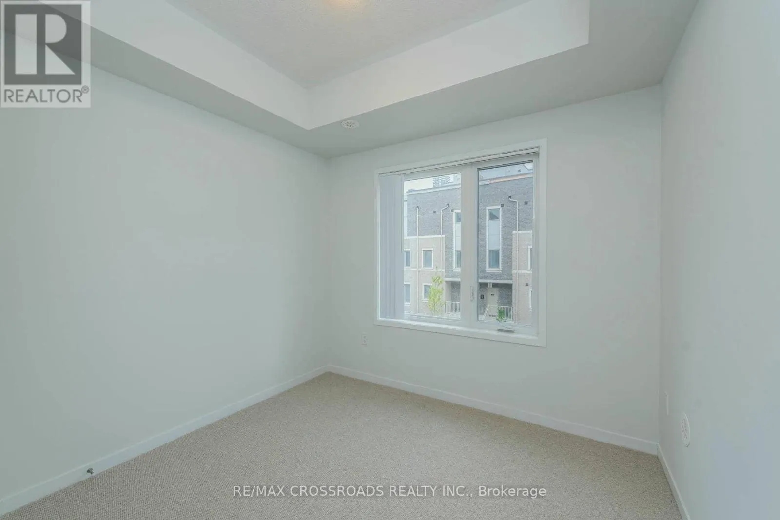 292 - 140 HONEYCRISP CRESCENT