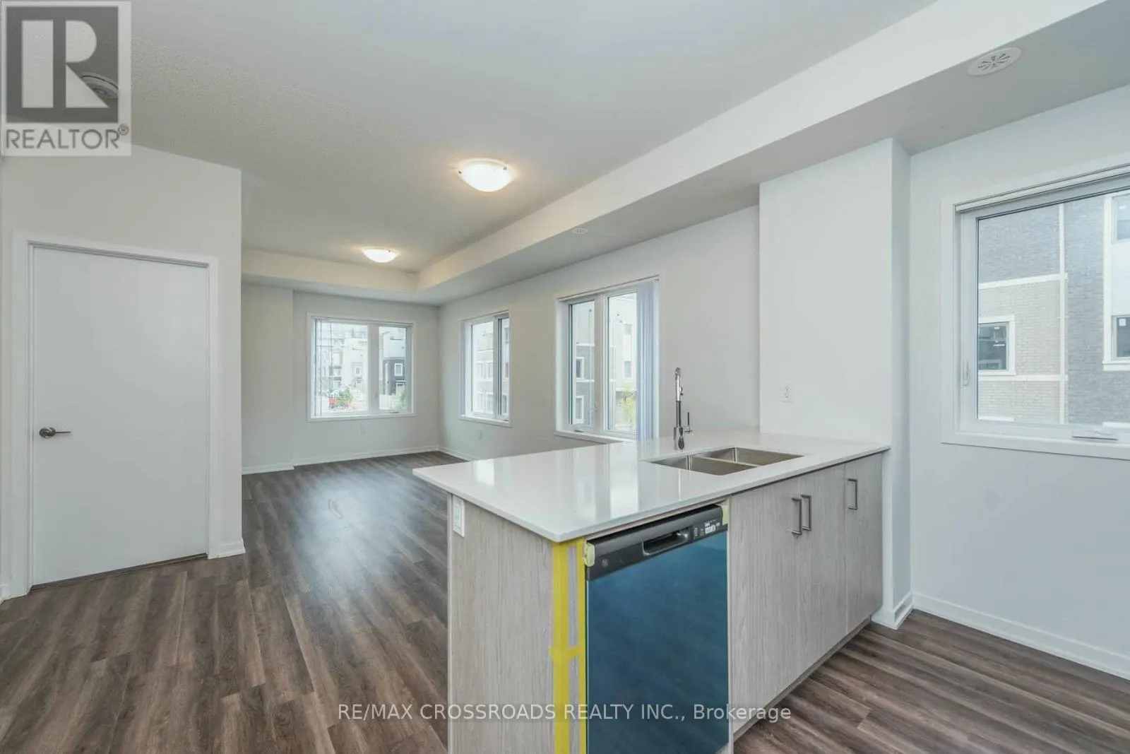 292 - 140 HONEYCRISP CRESCENT