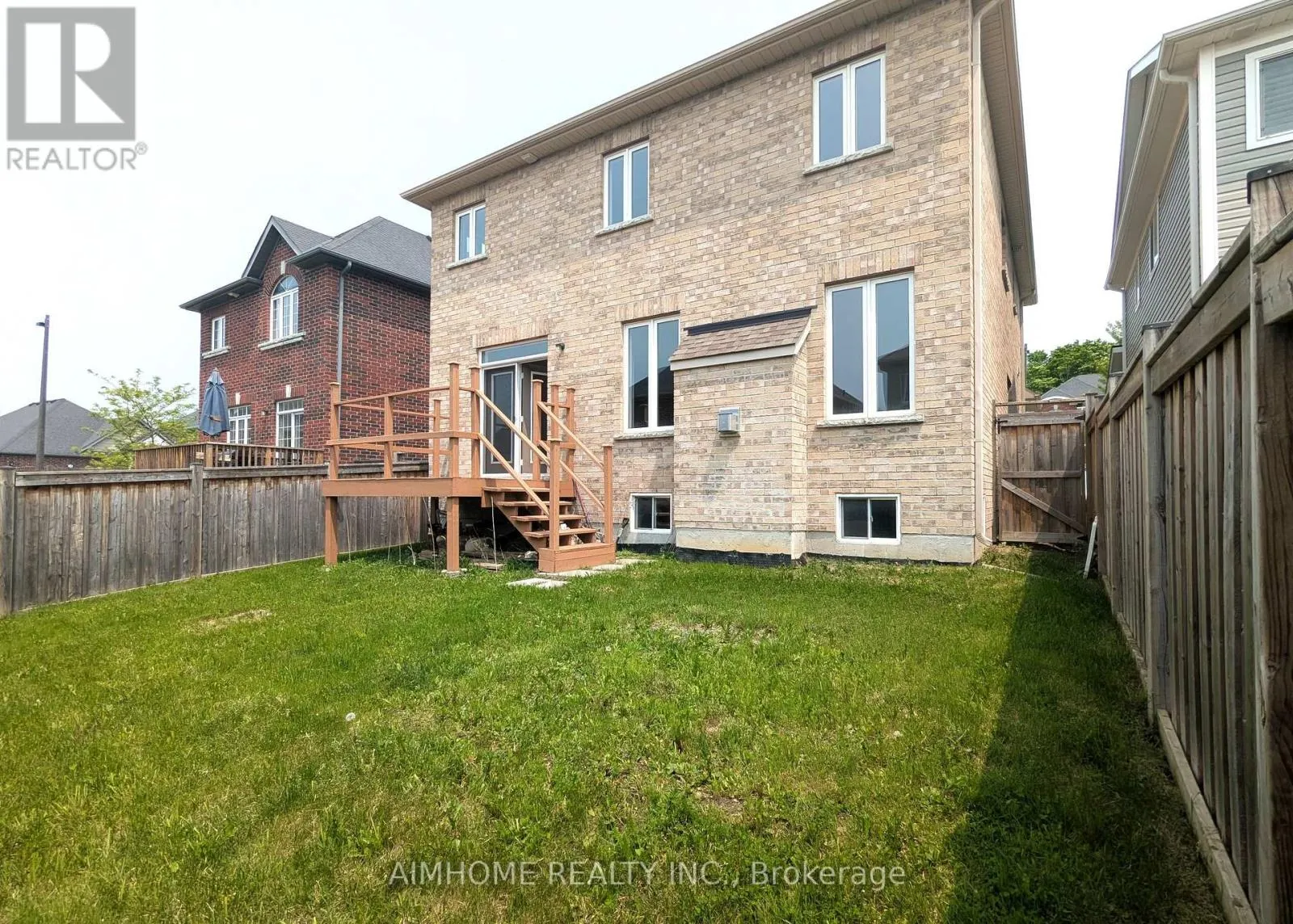 29 BAMBURG STREET N