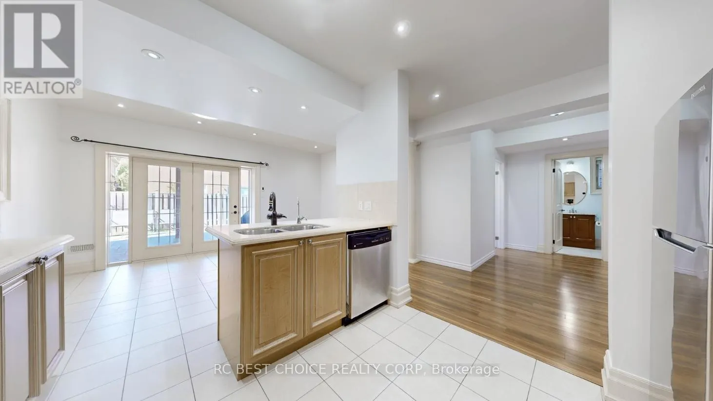 12 GEORGE MARTIN DRIVE