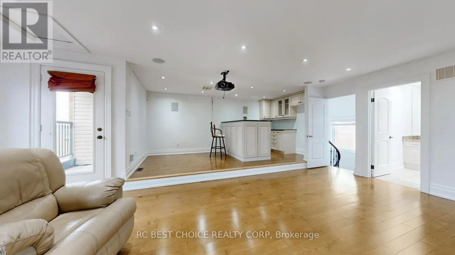 12 GEORGE MARTIN DRIVE