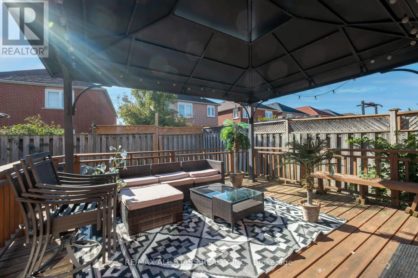 211 SOPHIA ROAD